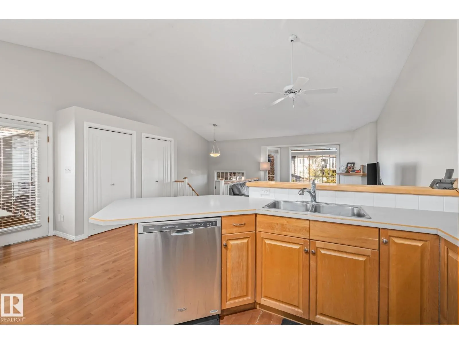 #3 303 LEGER WY NW