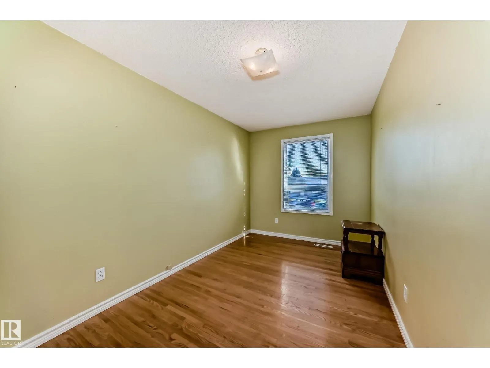 14252 83 ST NW