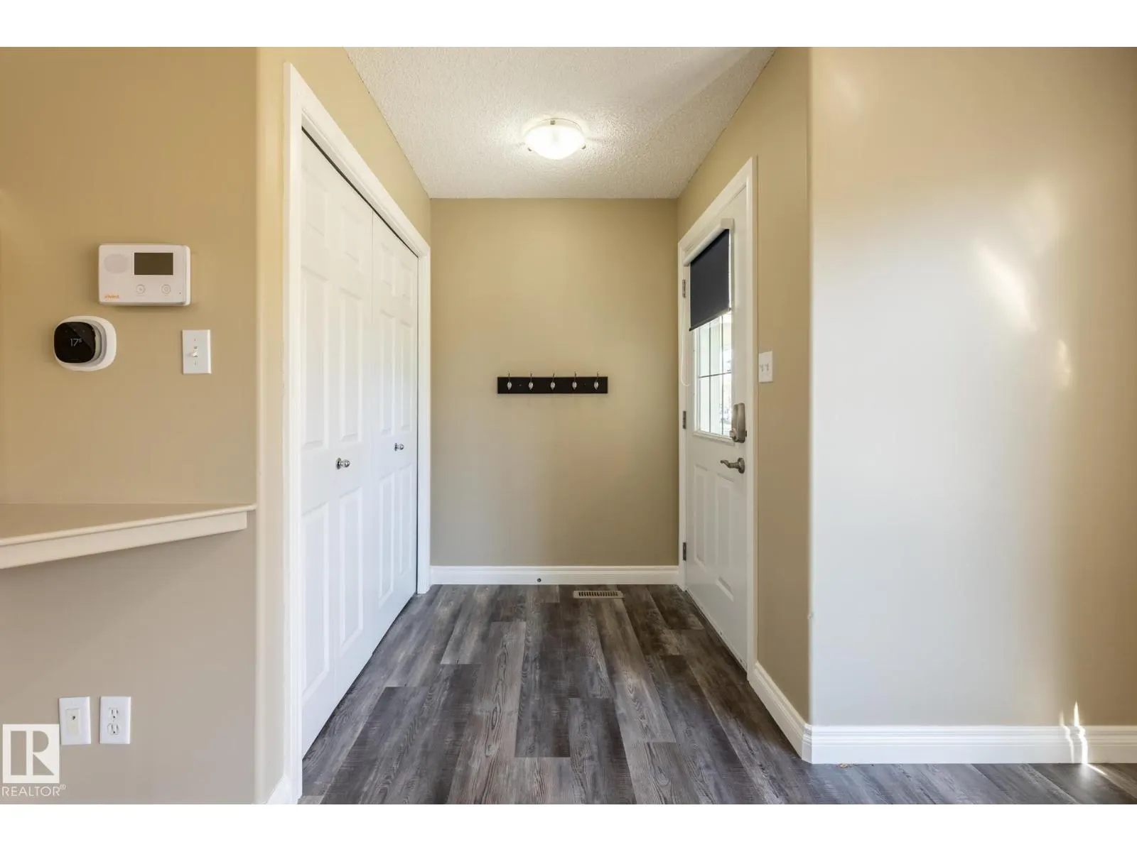 628 88 ST SW