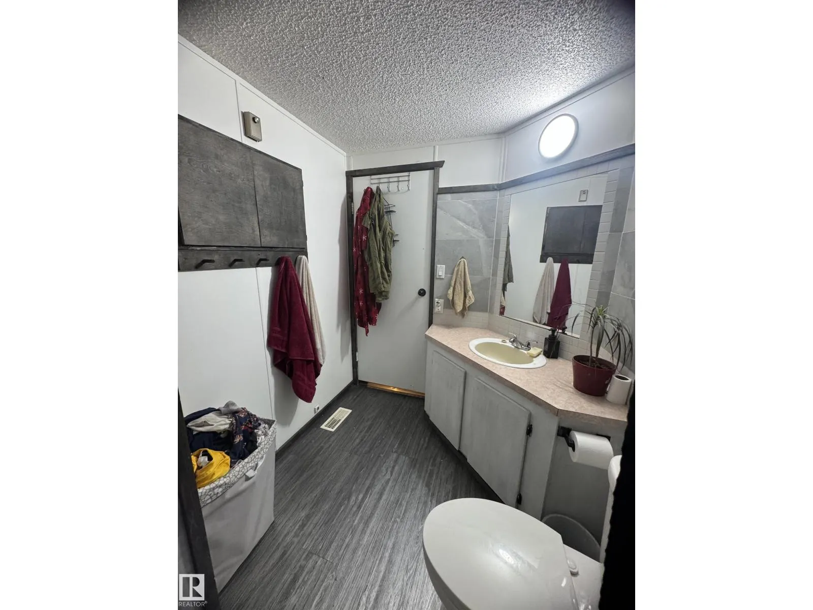 4815 50 ST