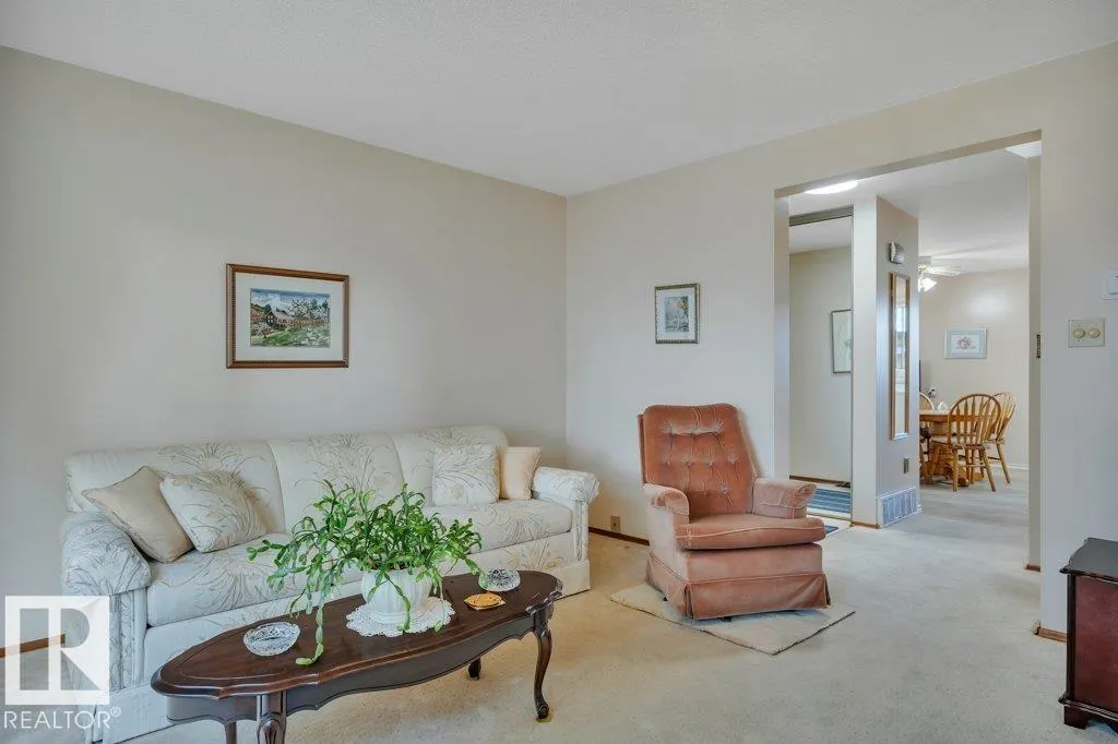 6059 106 ST NW