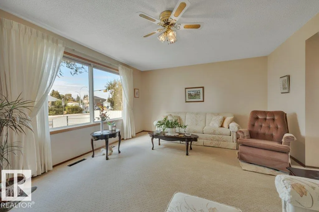 6059 106 ST NW
