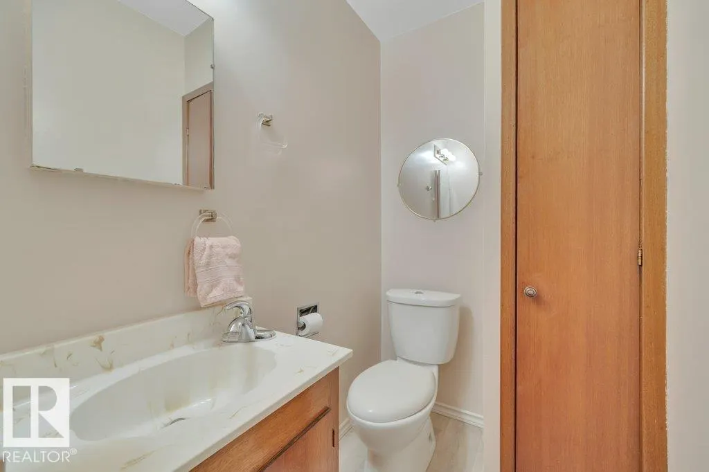 6059 106 ST NW