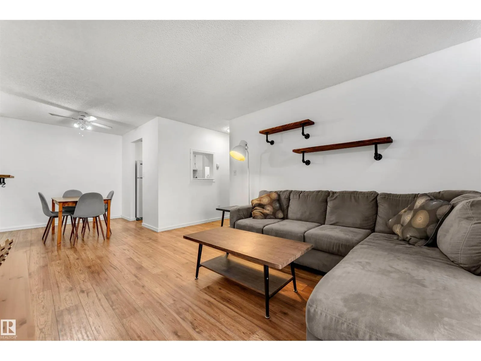 #403 1620 48 ST NW
