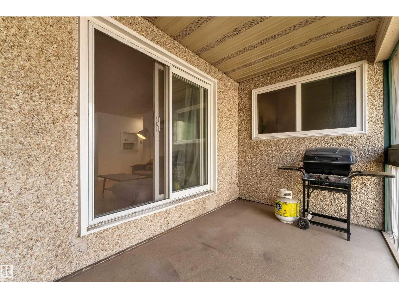 #403 1620 48 ST NW