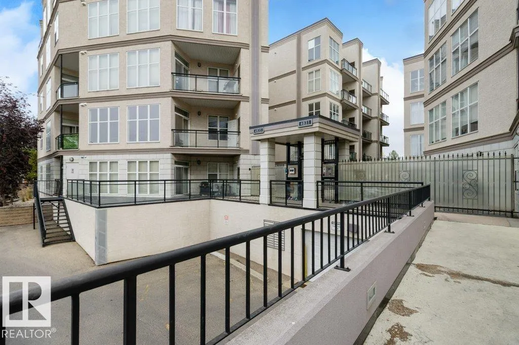 #200 4835 104A ST NW NW