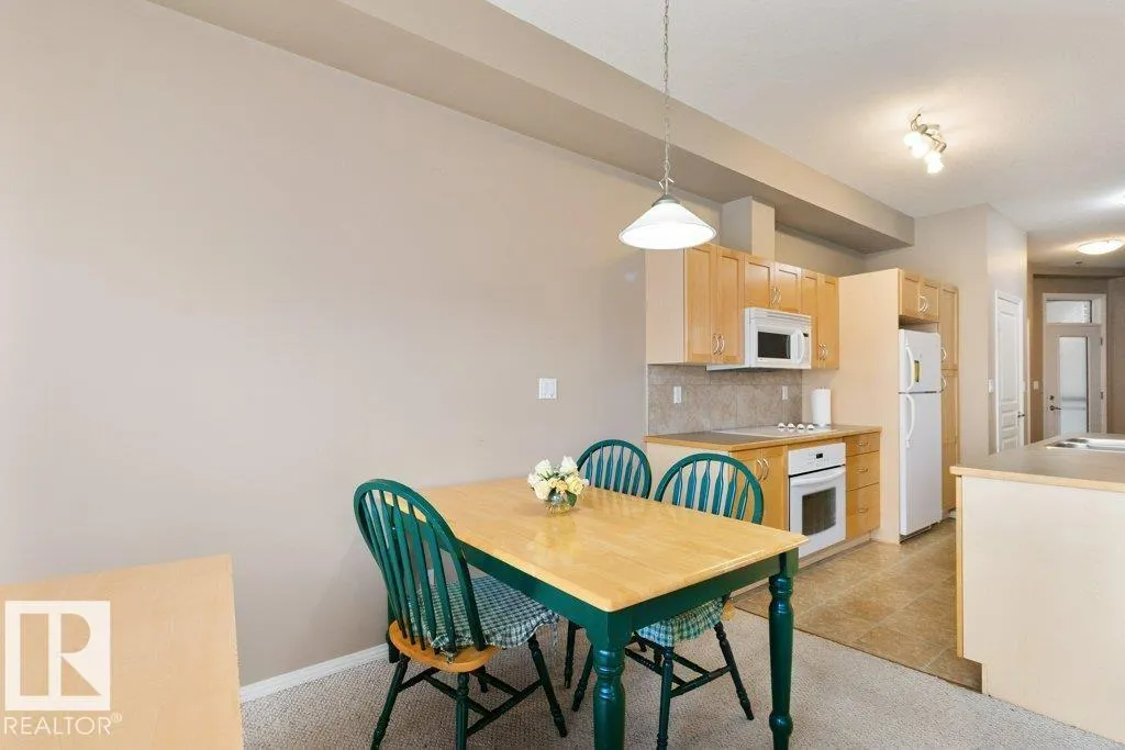 #200 4835 104A ST NW NW