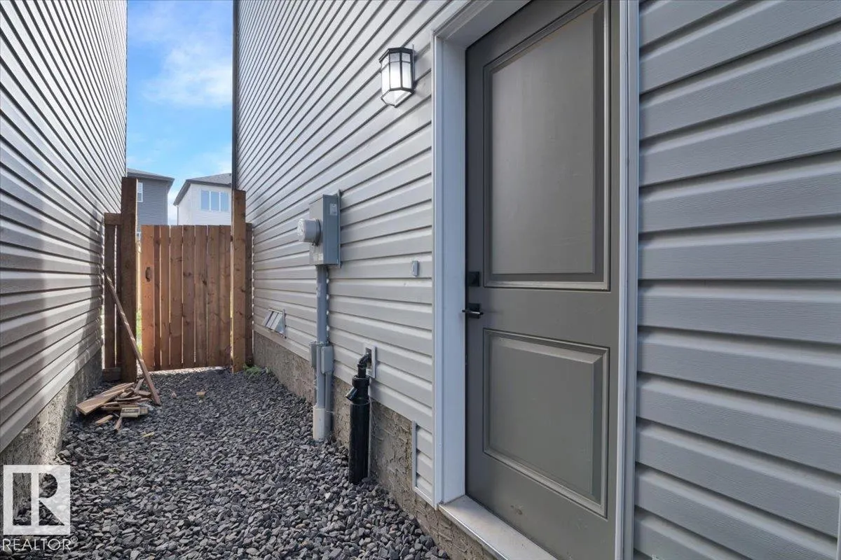 9537 CARSON BEND BN SW