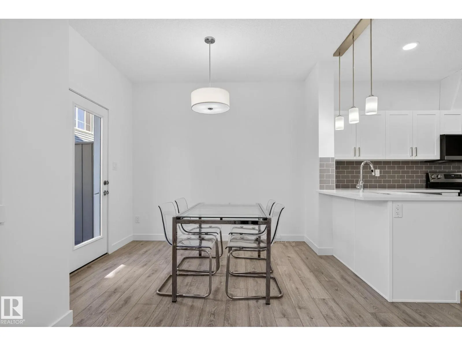 #35 2710 66 ST SW