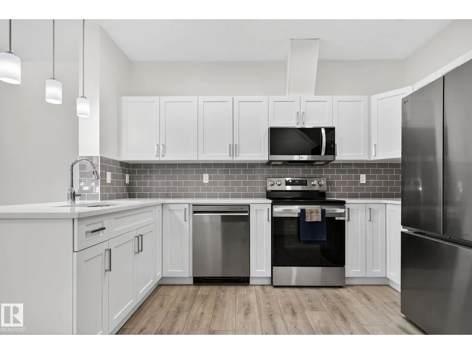 #35 2710 66 ST SW