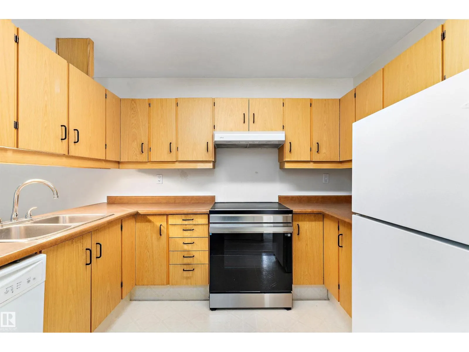 #105 32 ALPINE PL