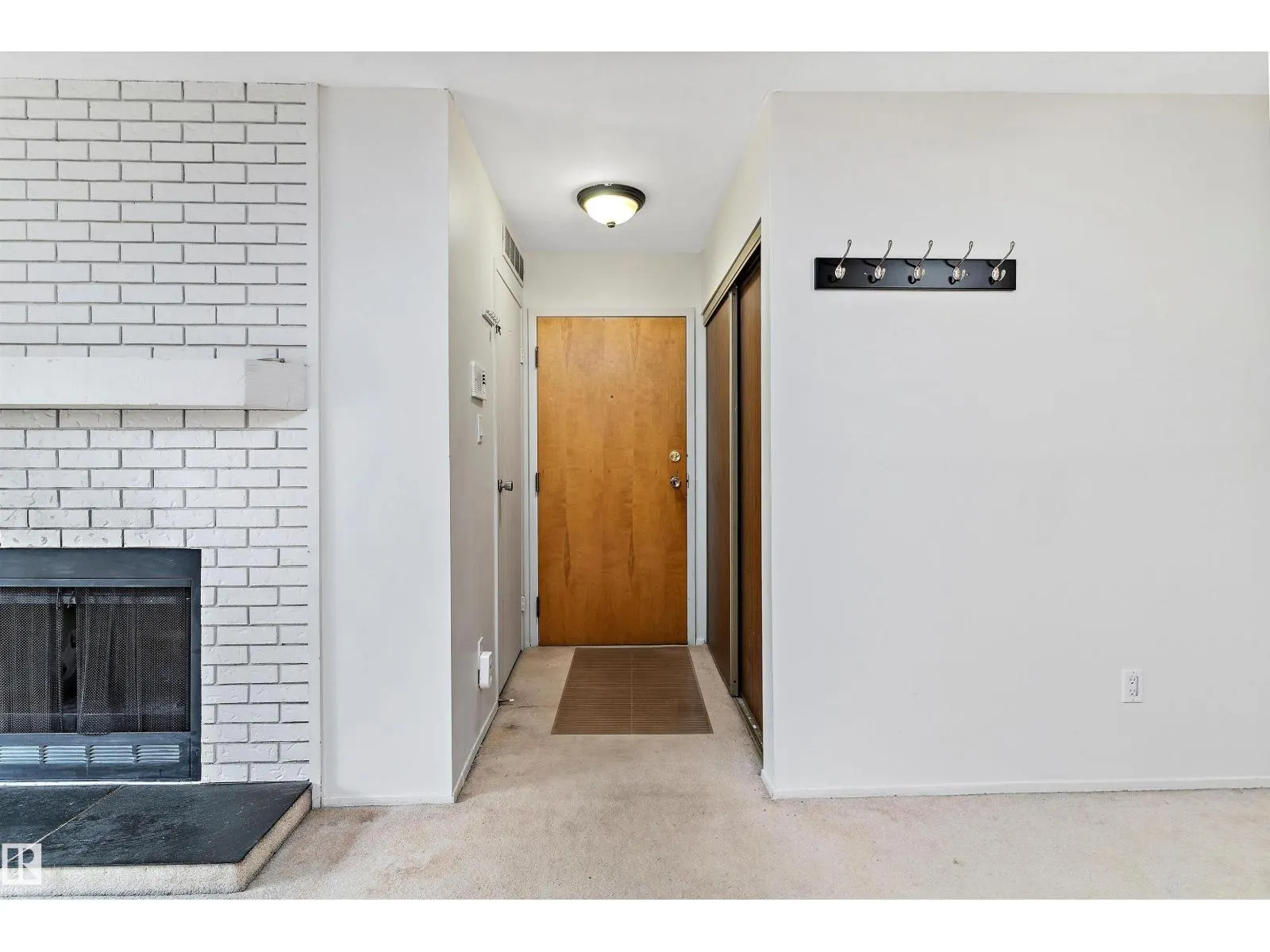 #105 32 ALPINE PL