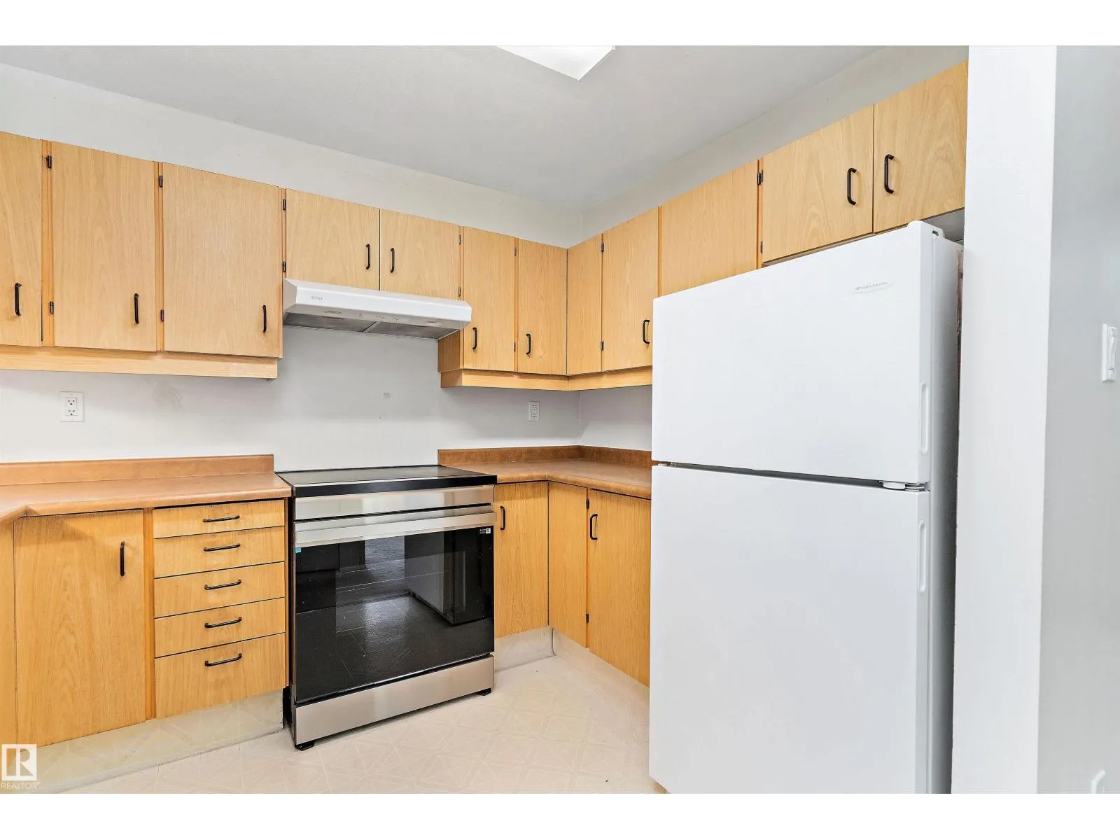 #105 32 ALPINE PL