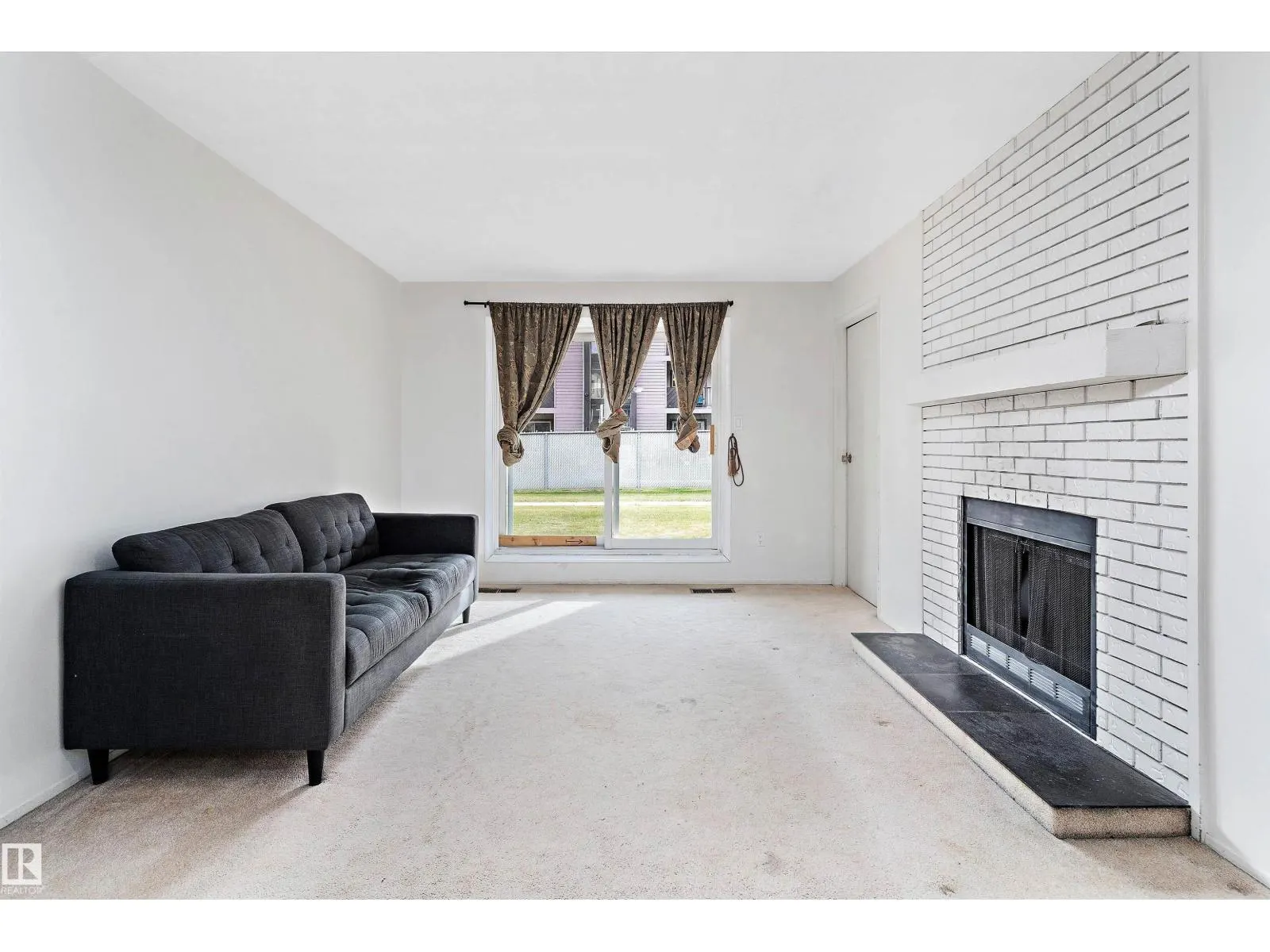 #105 32 ALPINE PL