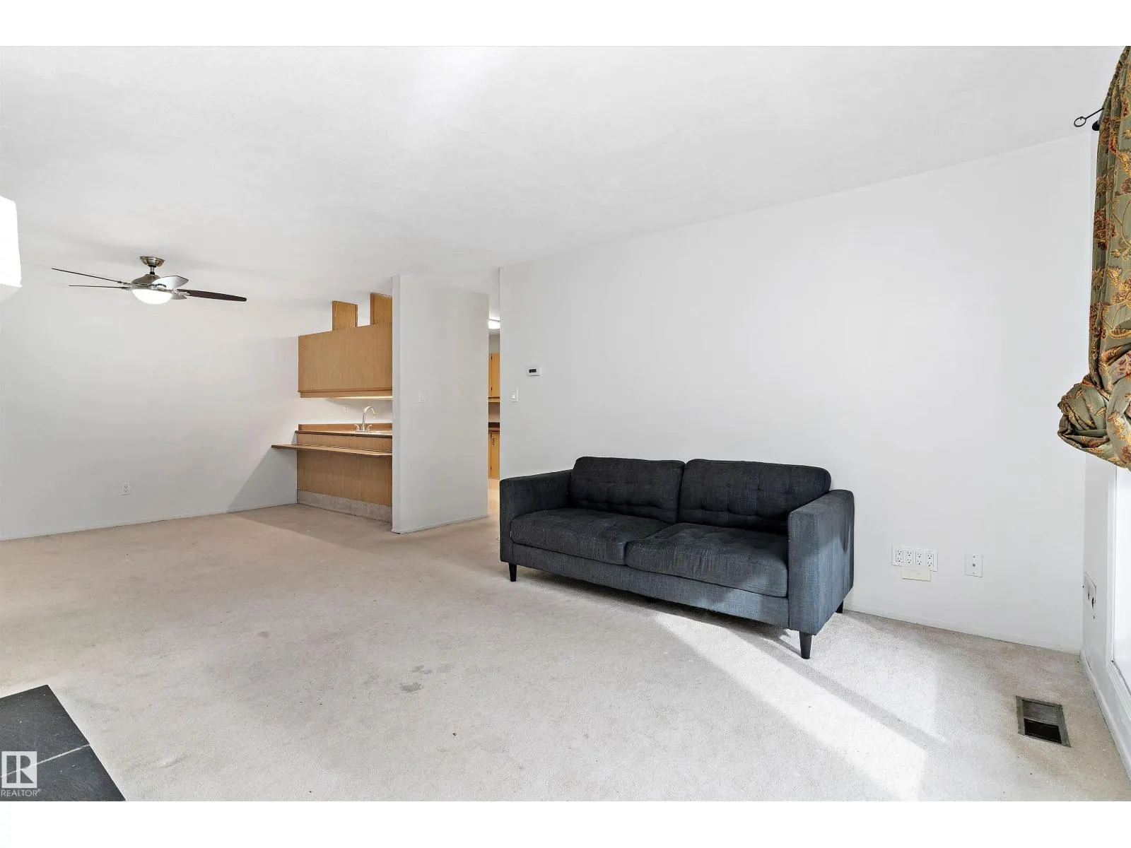 #105 32 ALPINE PL