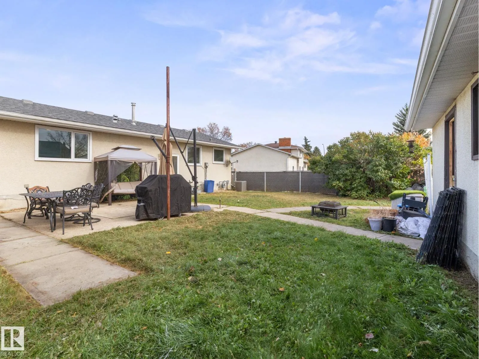 57 NOOTKA RD