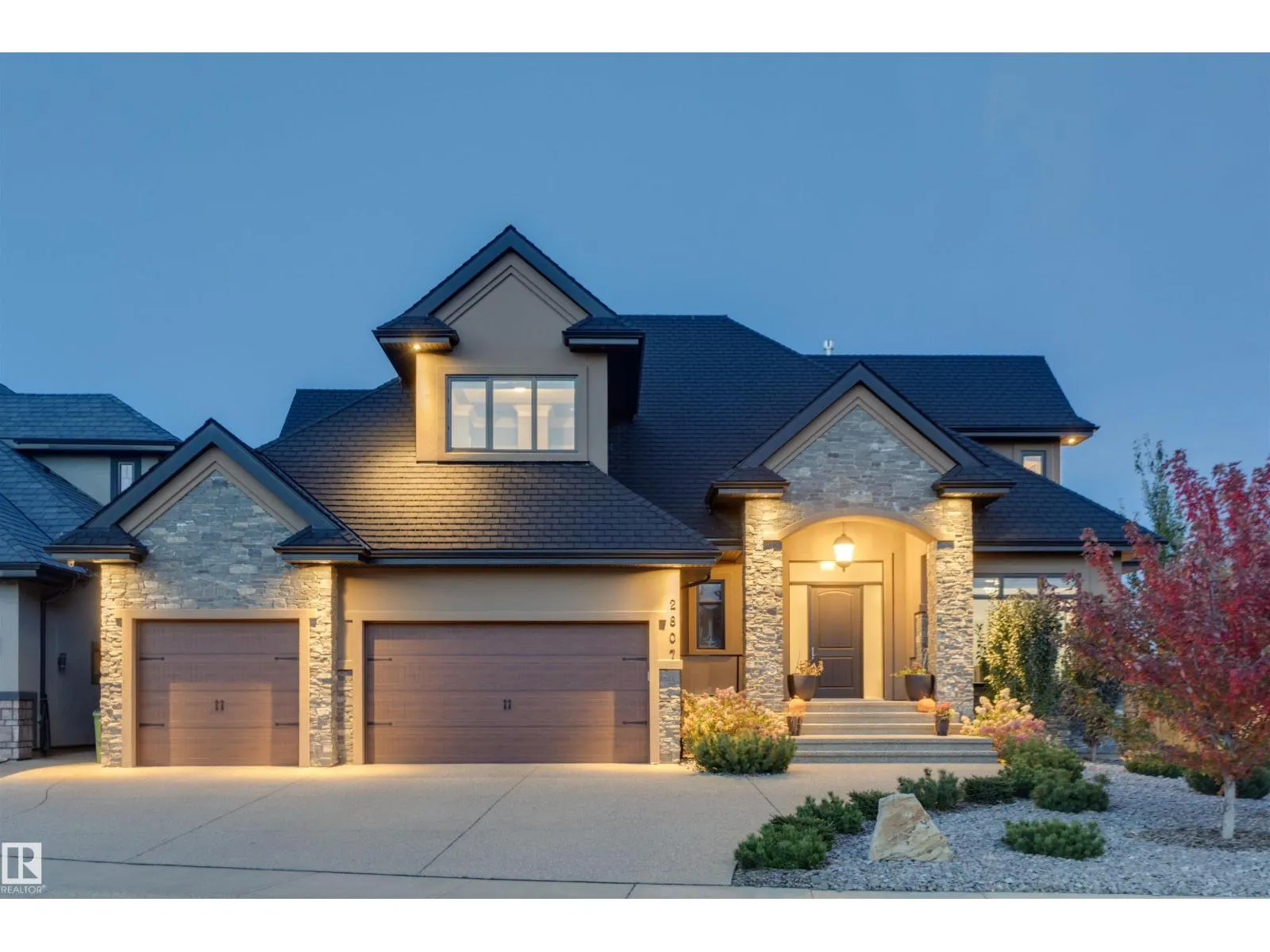 2807 WHEATON DR NW