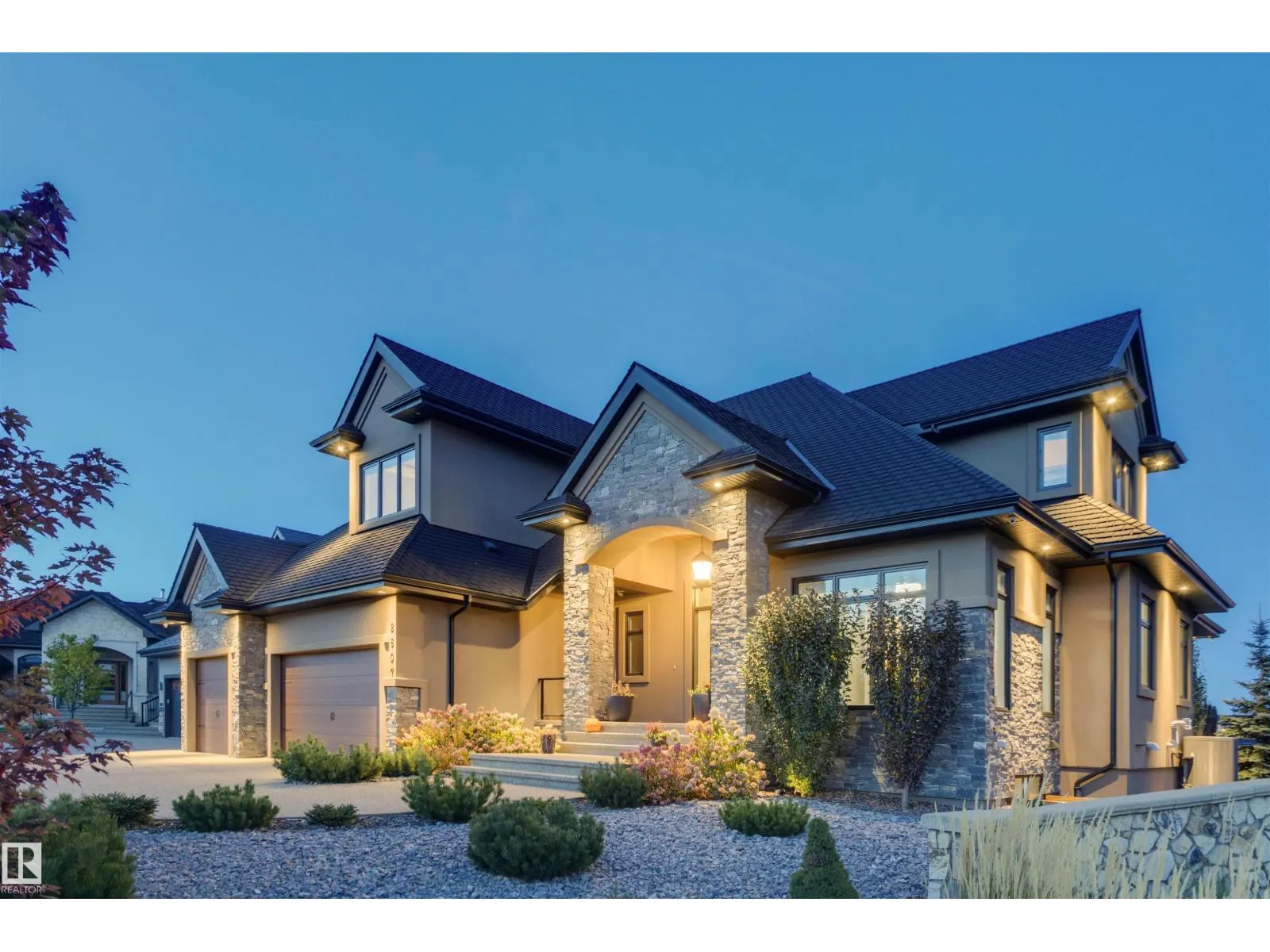 2807 WHEATON DR NW