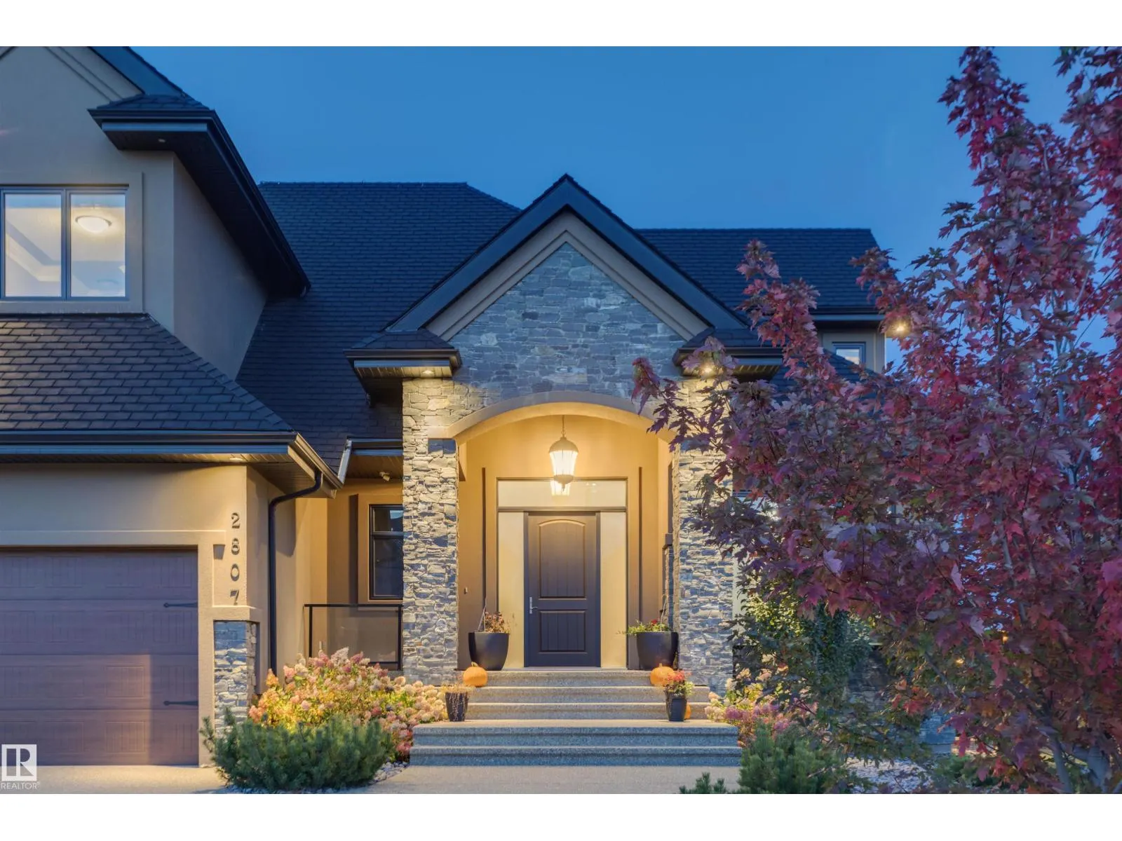 2807 WHEATON DR NW