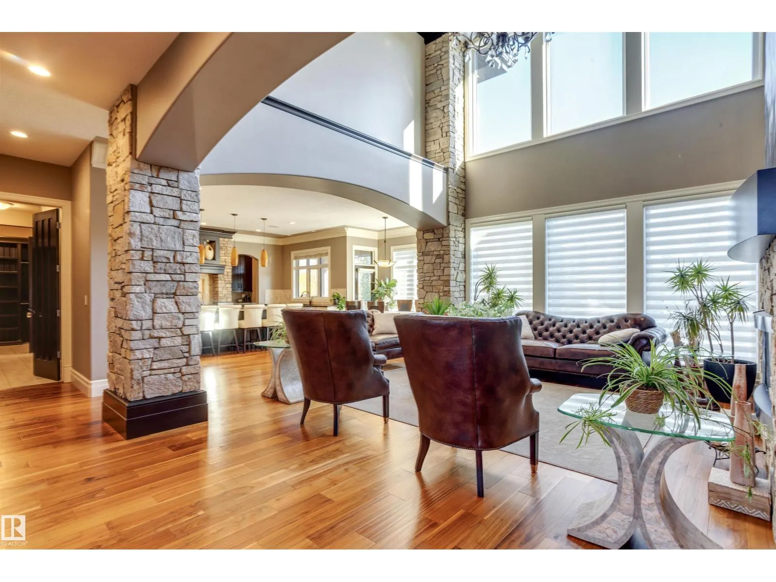 2807 WHEATON DR NW