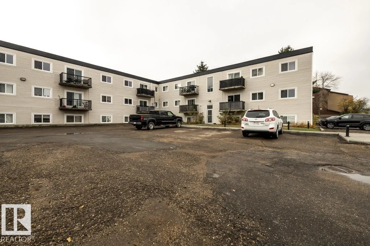 #301 7204 81 AV NW