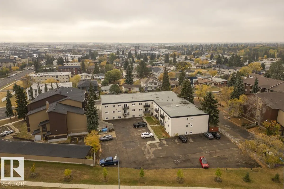 #301 7204 81 AV NW
