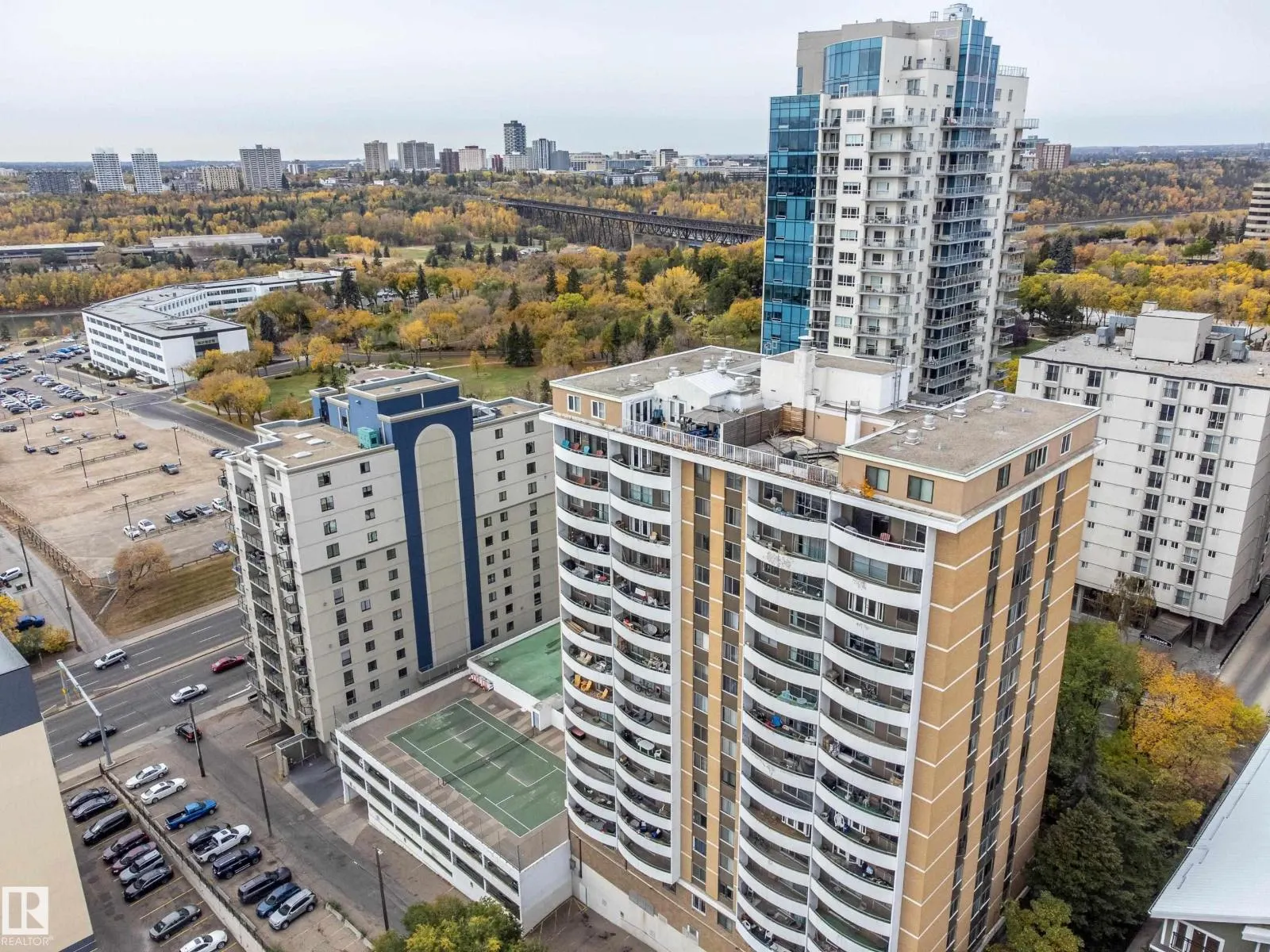 #1403 9725 106 ST NW