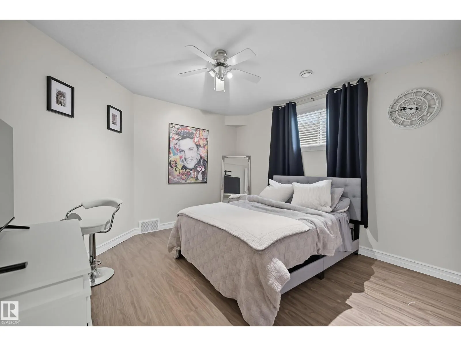 16412 73 ST NW