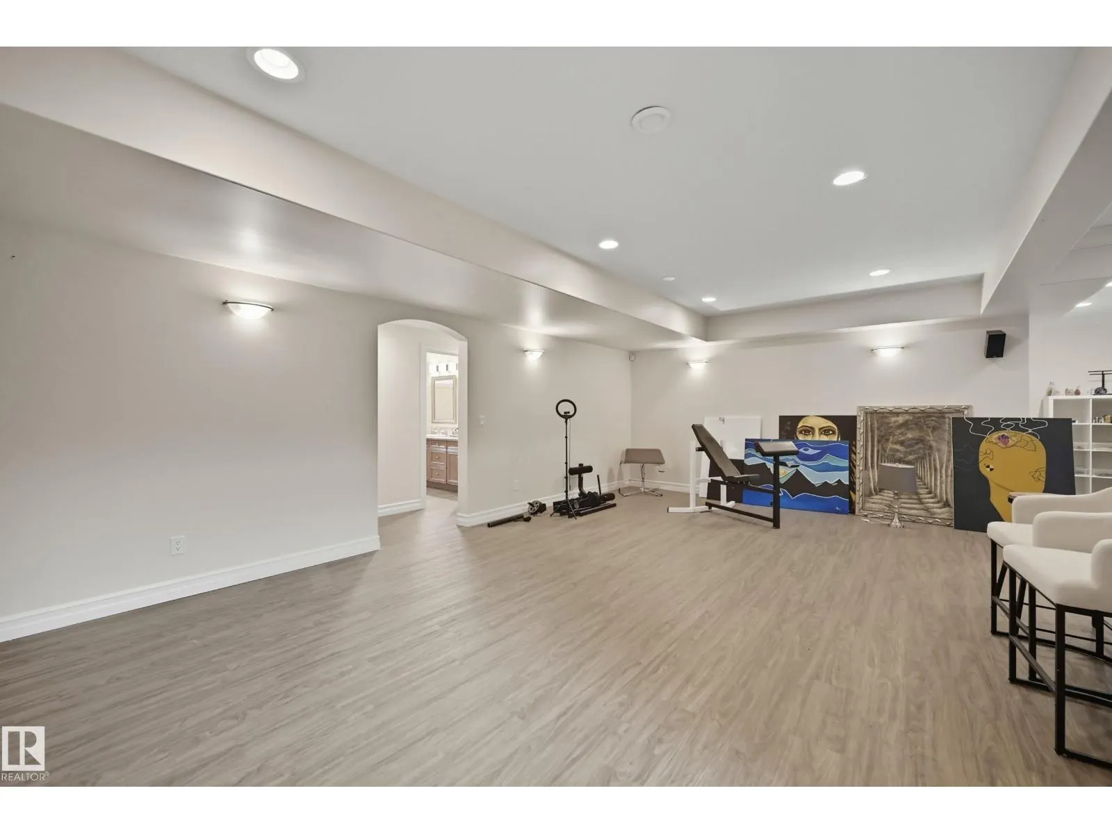 16412 73 ST NW