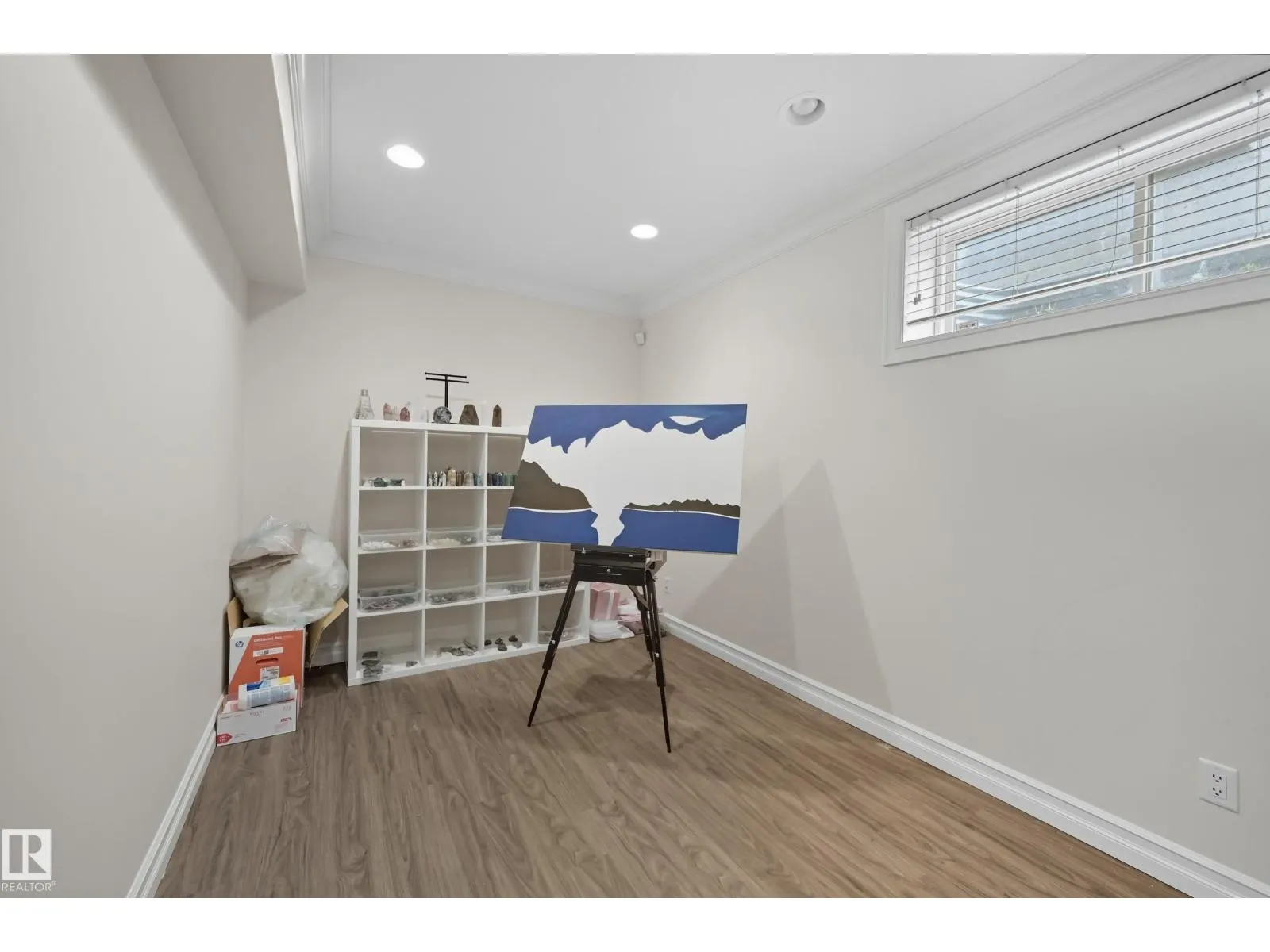 16412 73 ST NW