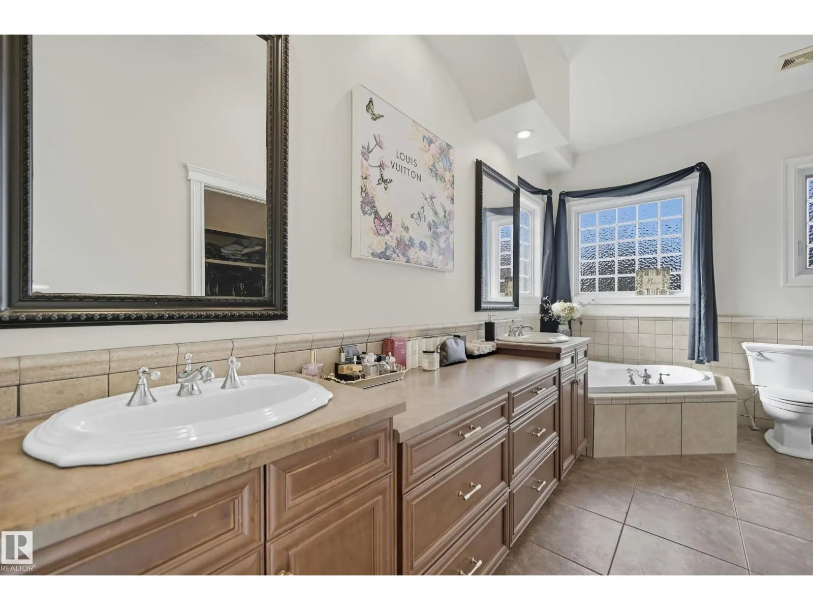 16412 73 ST NW