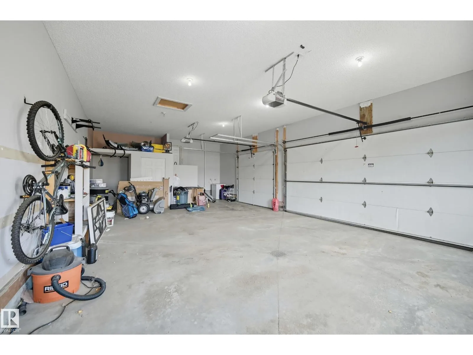 16412 73 ST NW