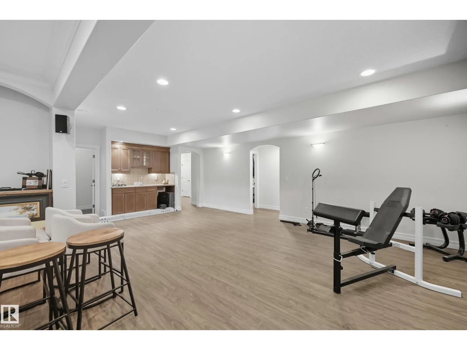 16412 73 ST NW