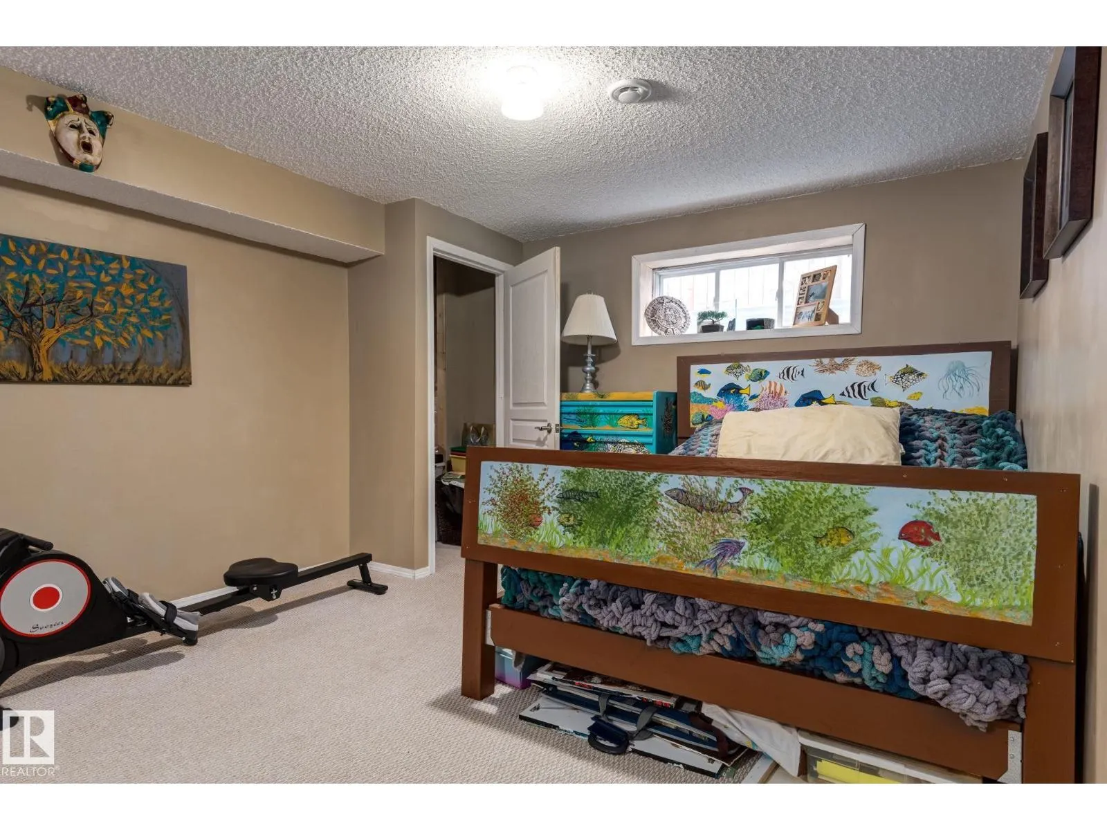 182 WELLINGTON PL
