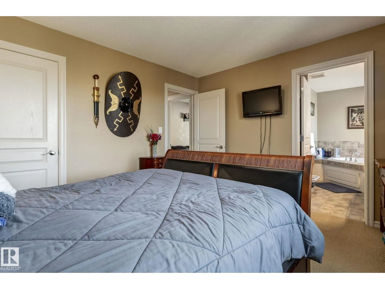 182 WELLINGTON PL