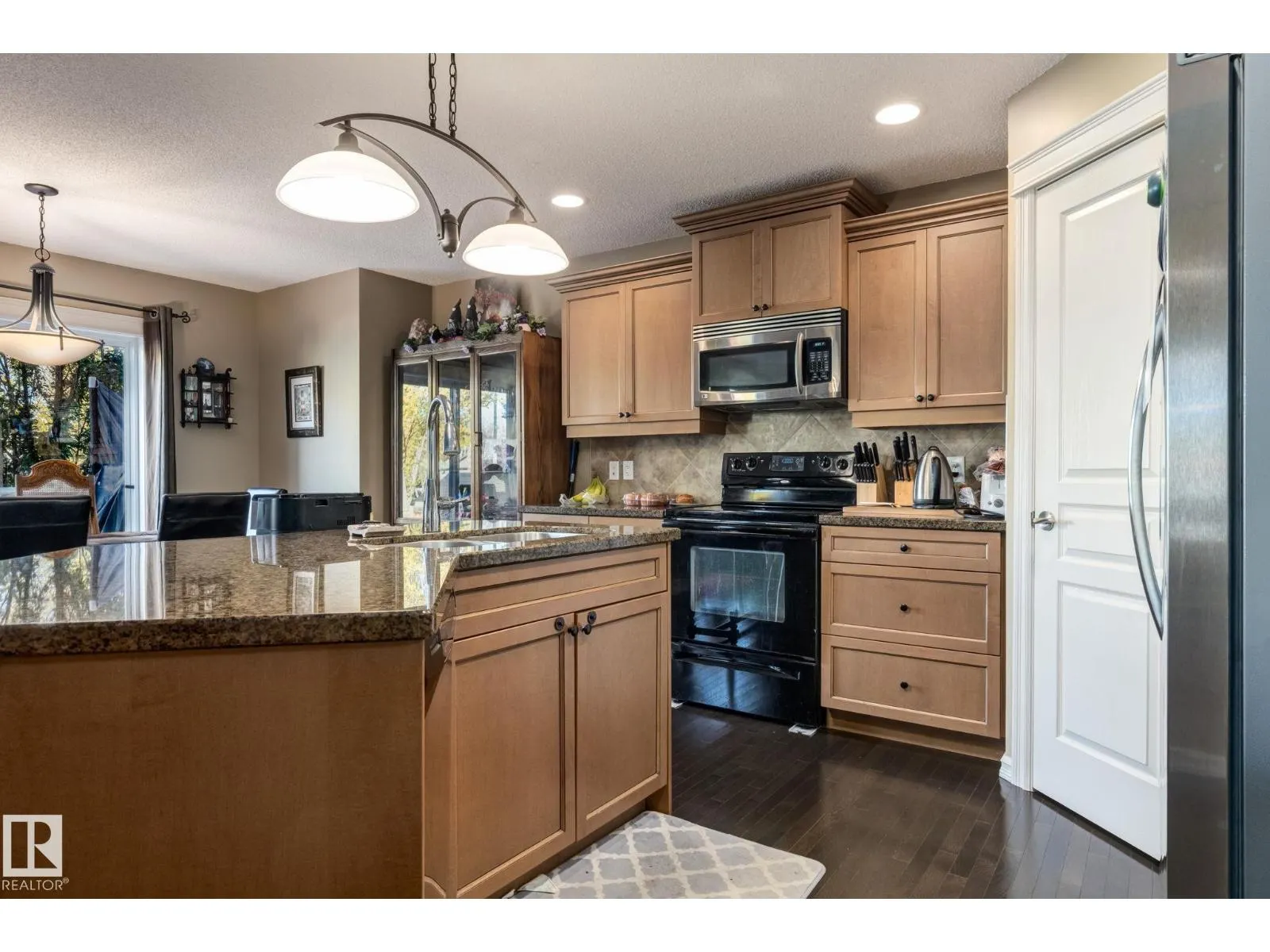 182 WELLINGTON PL