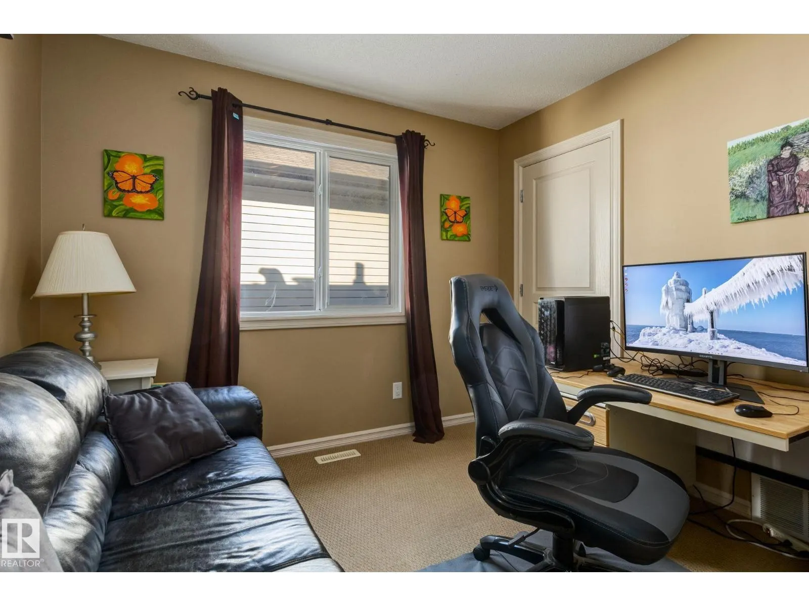 182 WELLINGTON PL