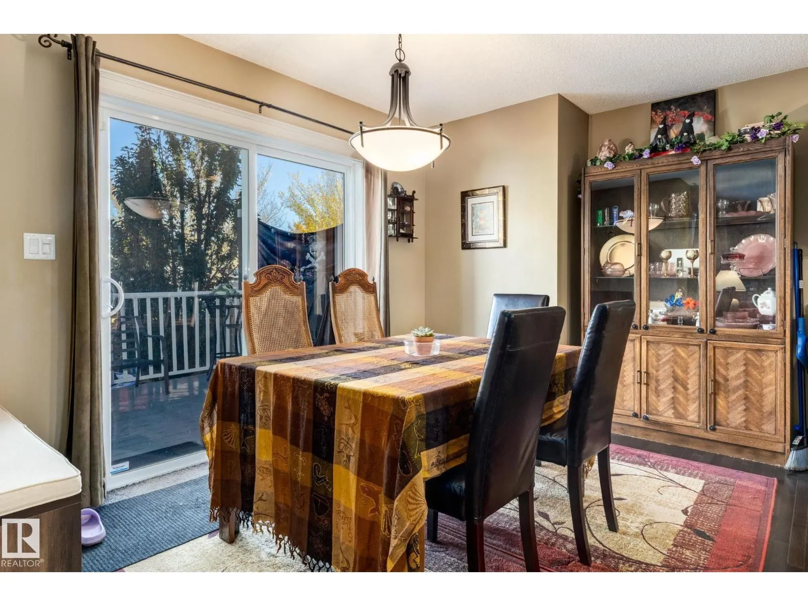 182 WELLINGTON PL