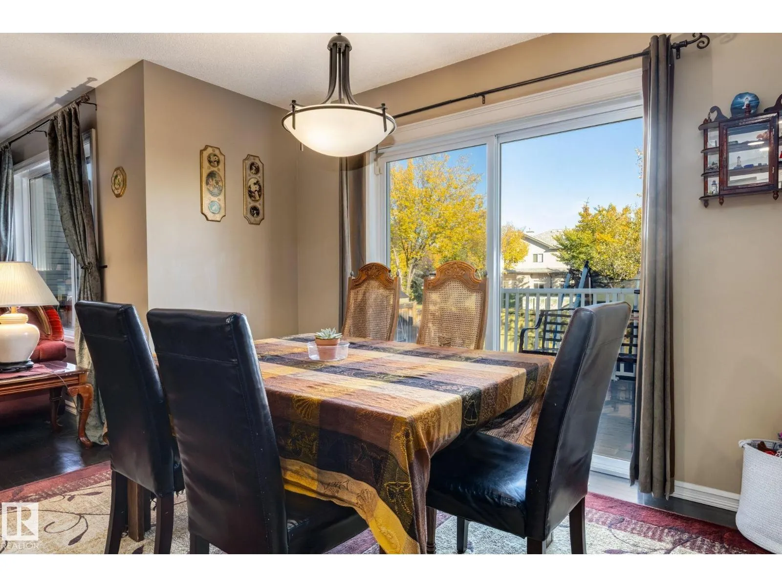 182 WELLINGTON PL