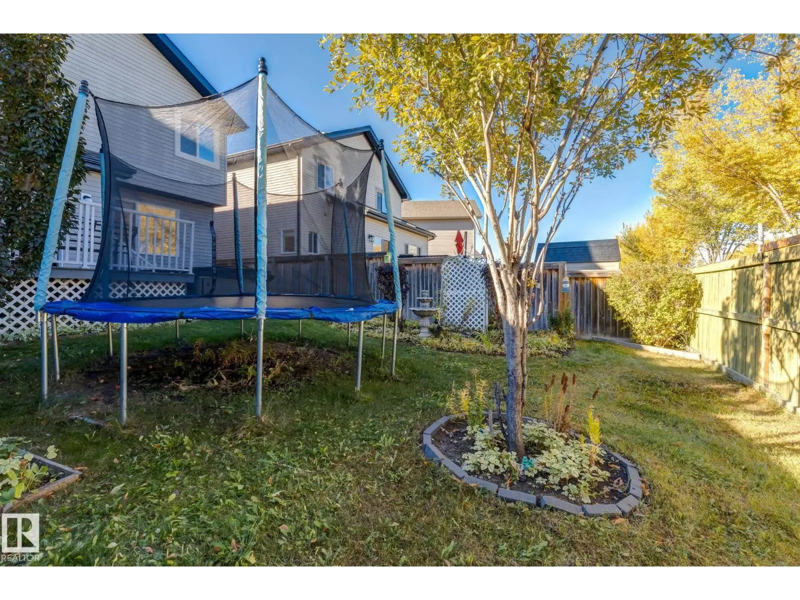 182 WELLINGTON PL