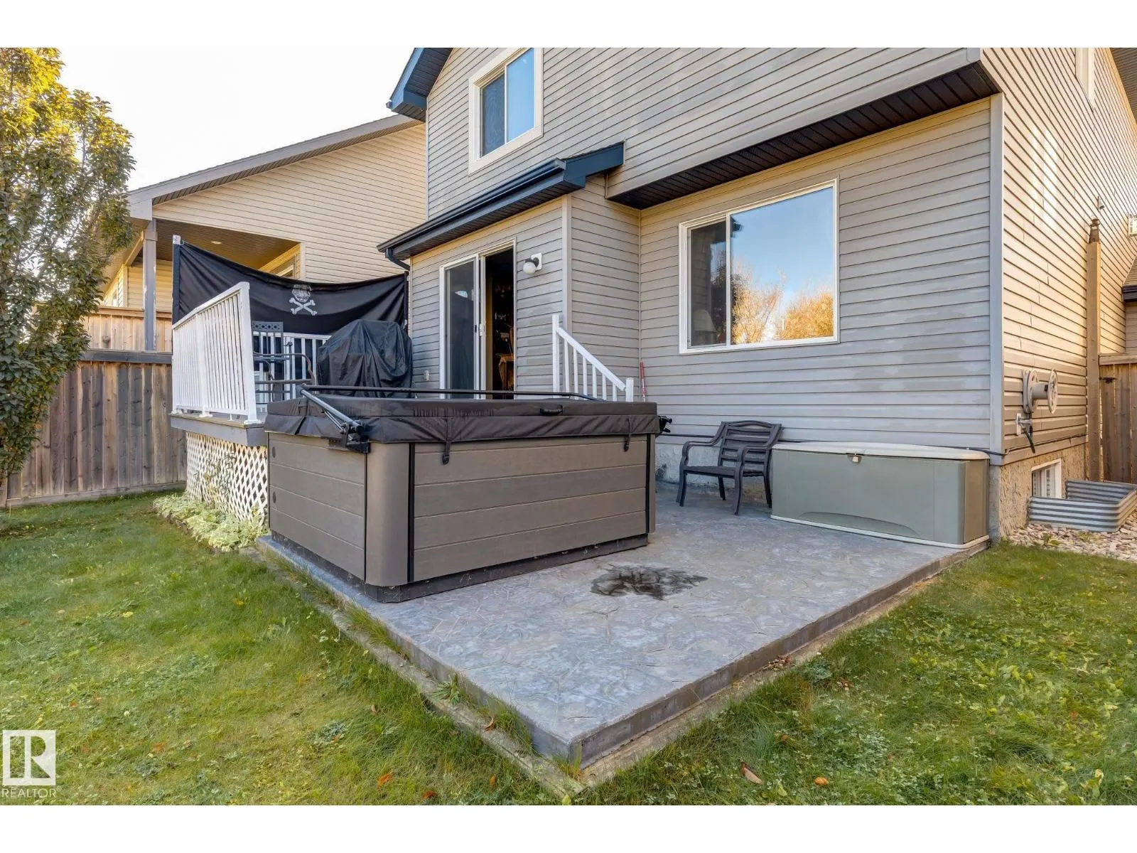 182 WELLINGTON PL