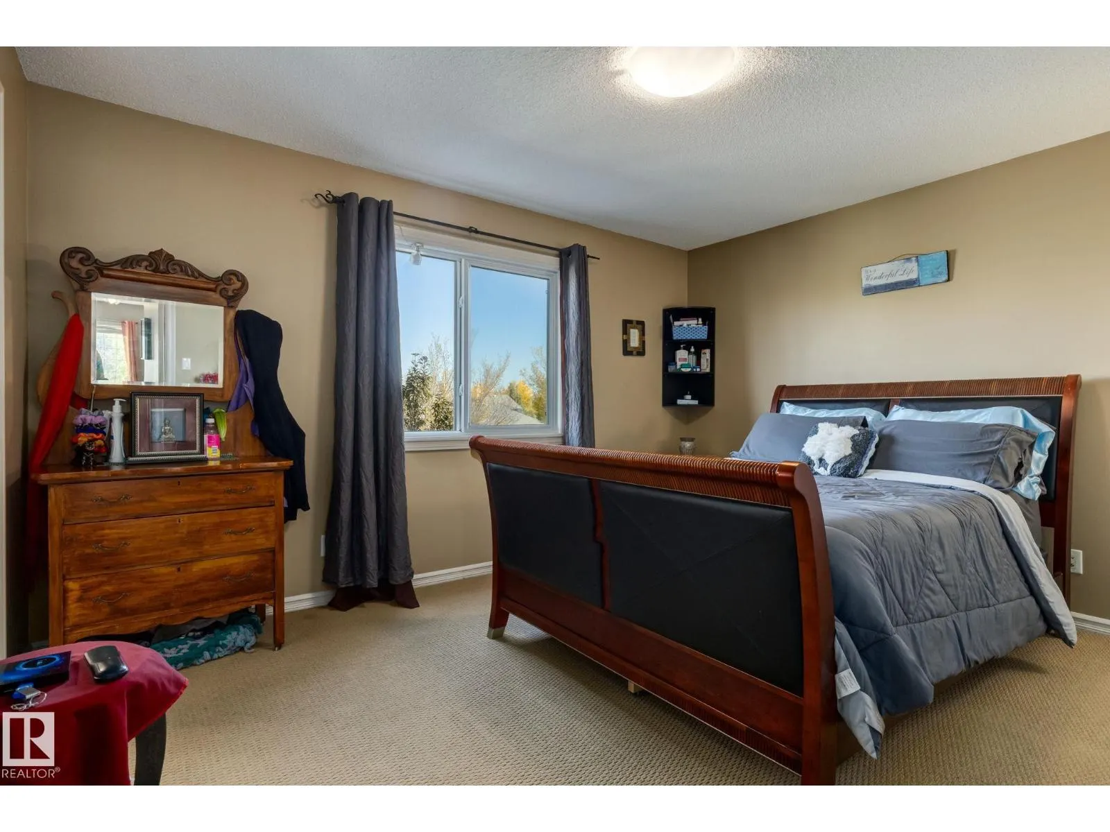 182 WELLINGTON PL