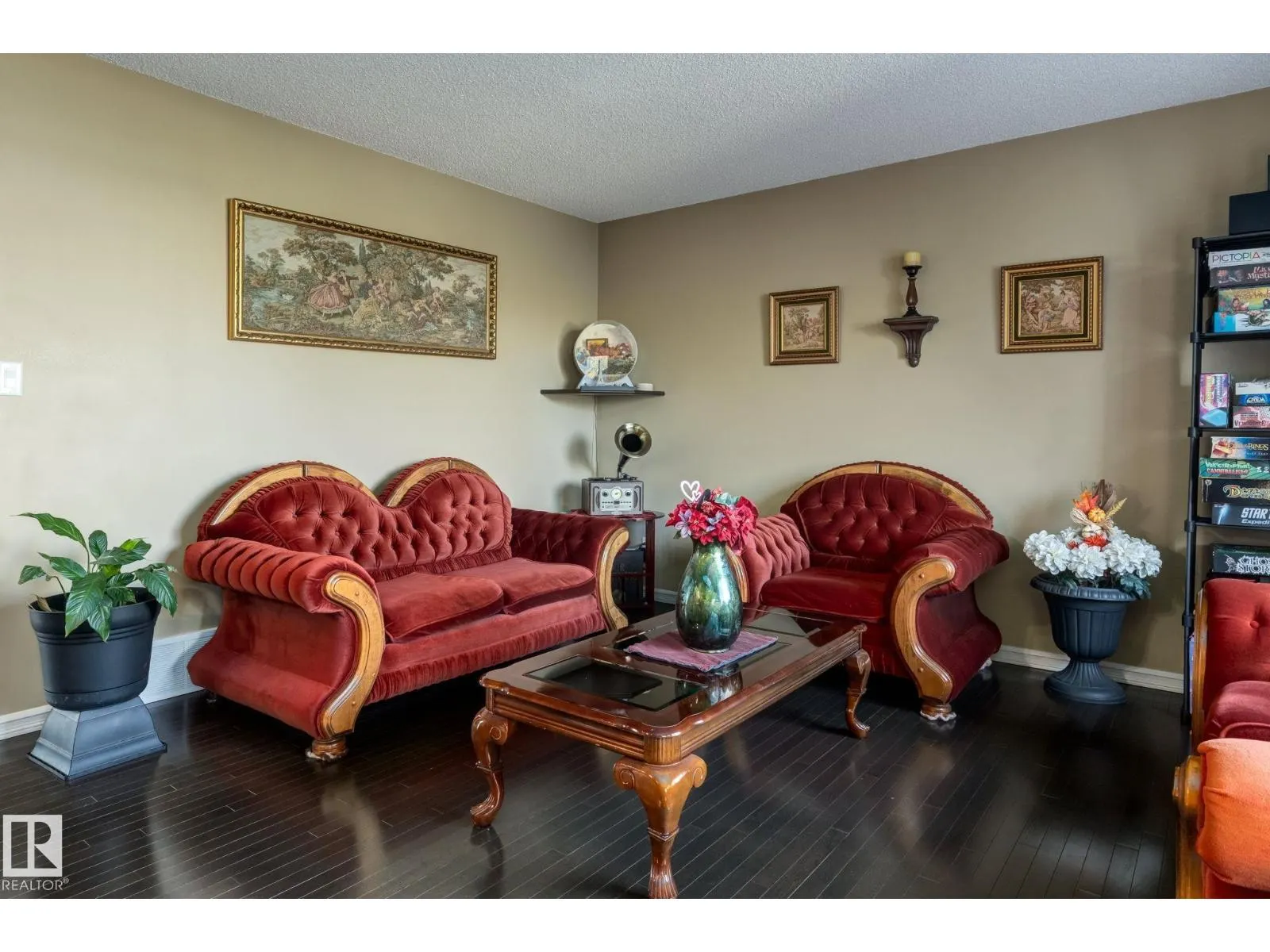 182 WELLINGTON PL