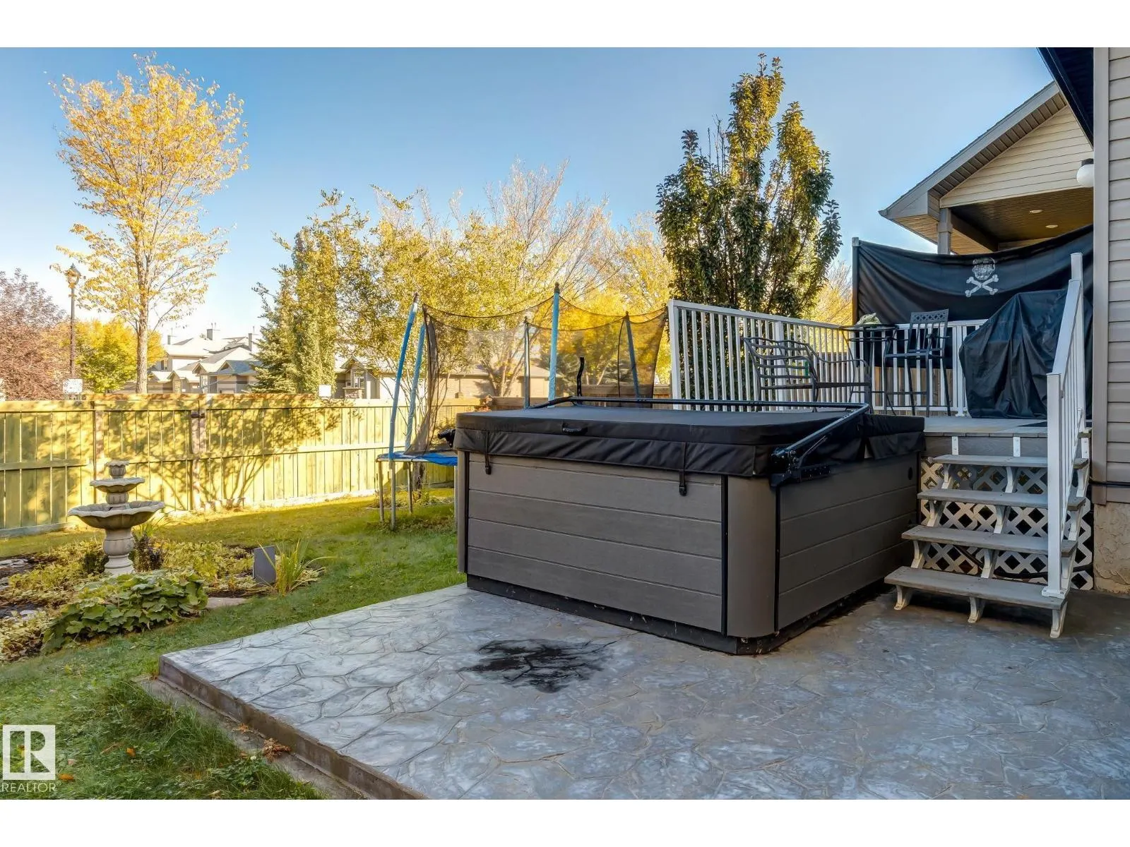 182 WELLINGTON PL