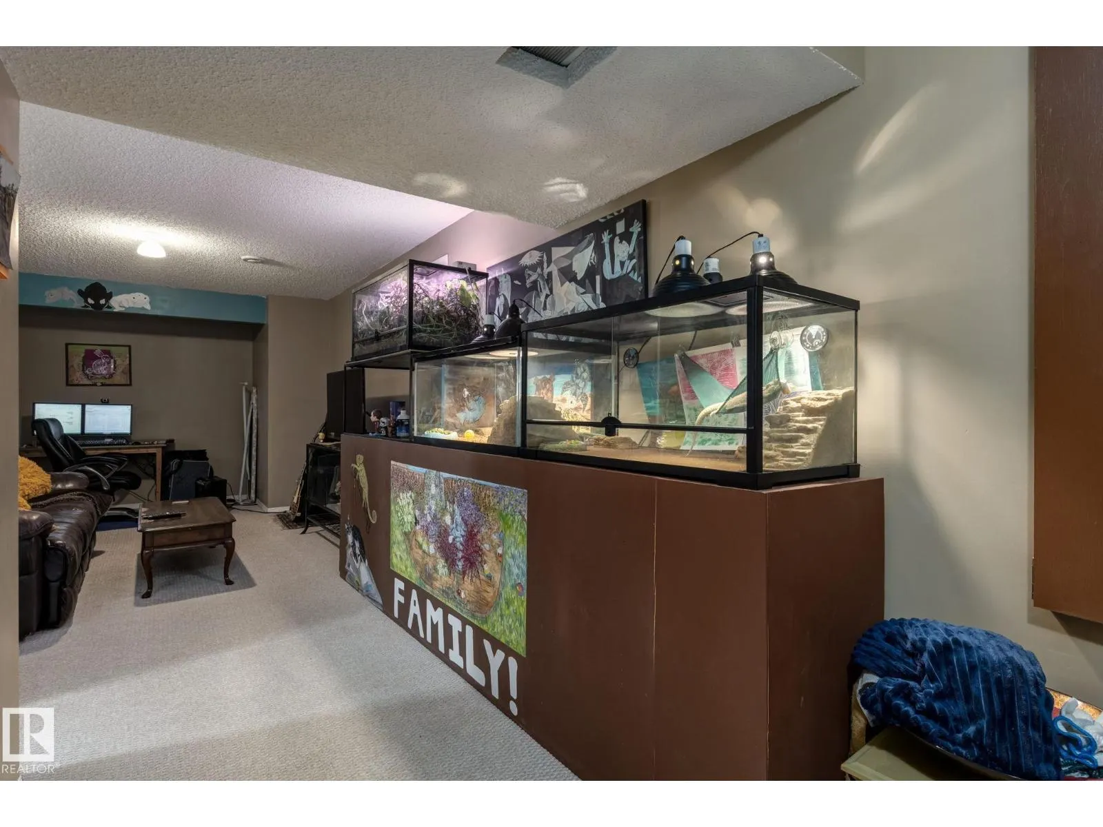 182 WELLINGTON PL