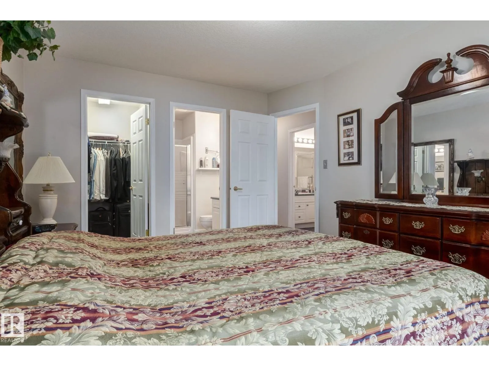 #22 201 BOTHWELL DR