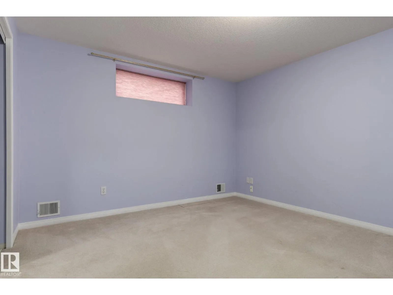 #22 201 BOTHWELL DR