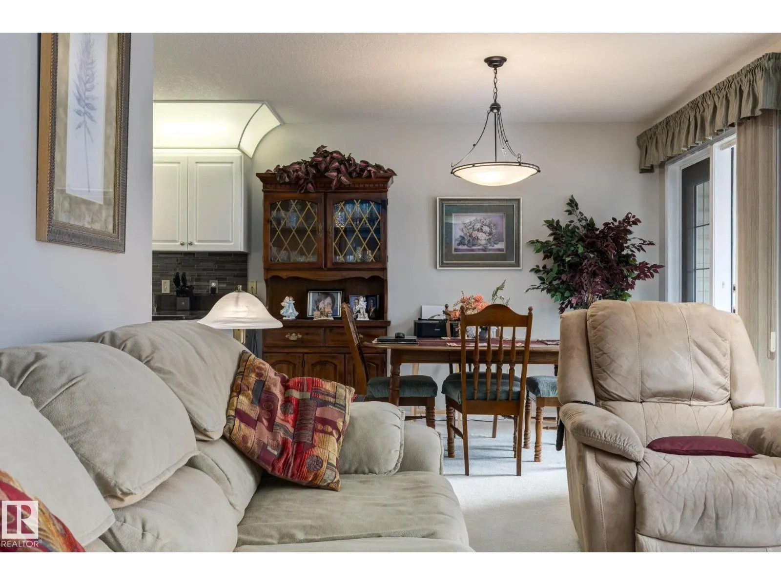 #22 201 BOTHWELL DR