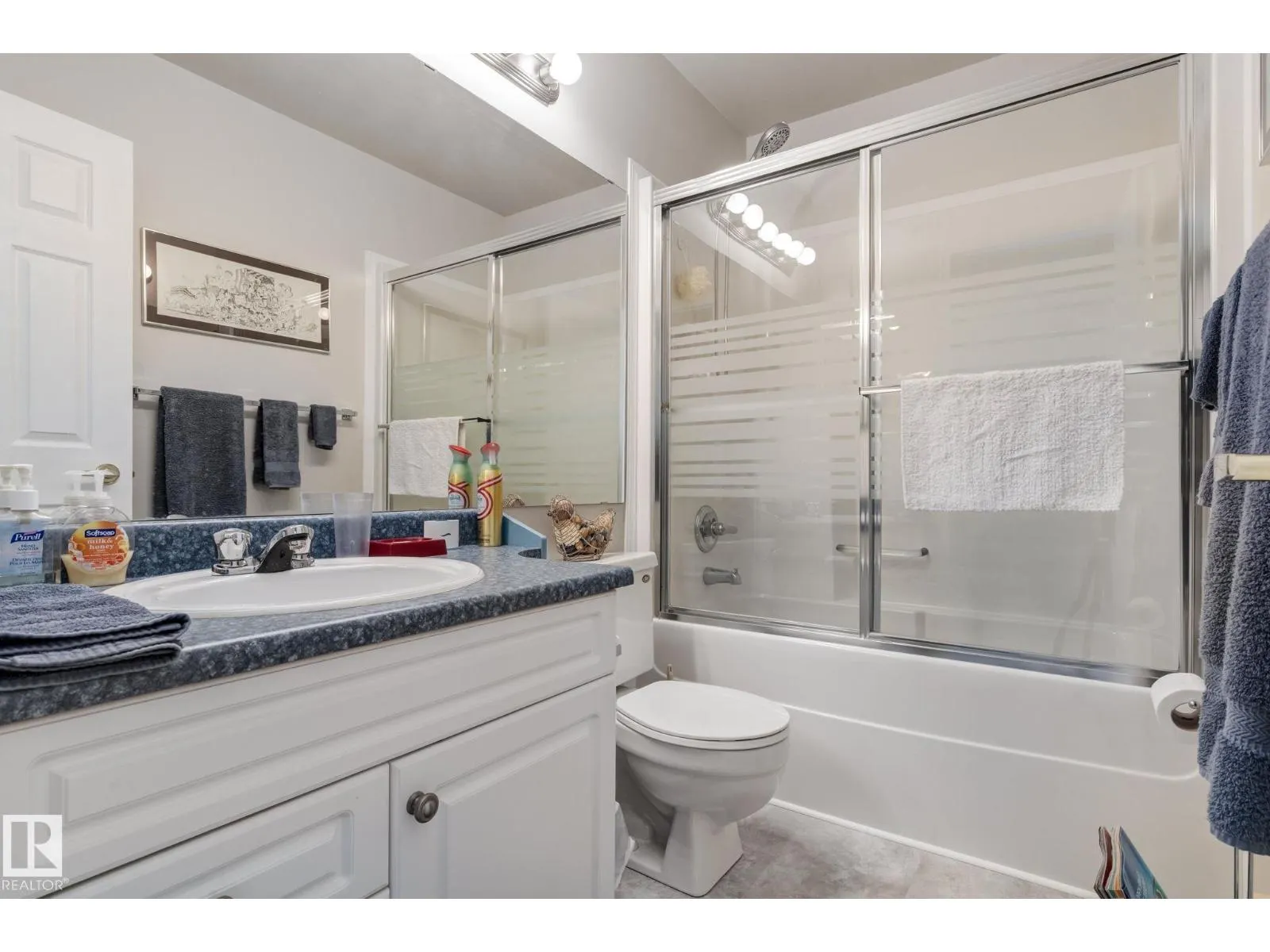#22 201 BOTHWELL DR