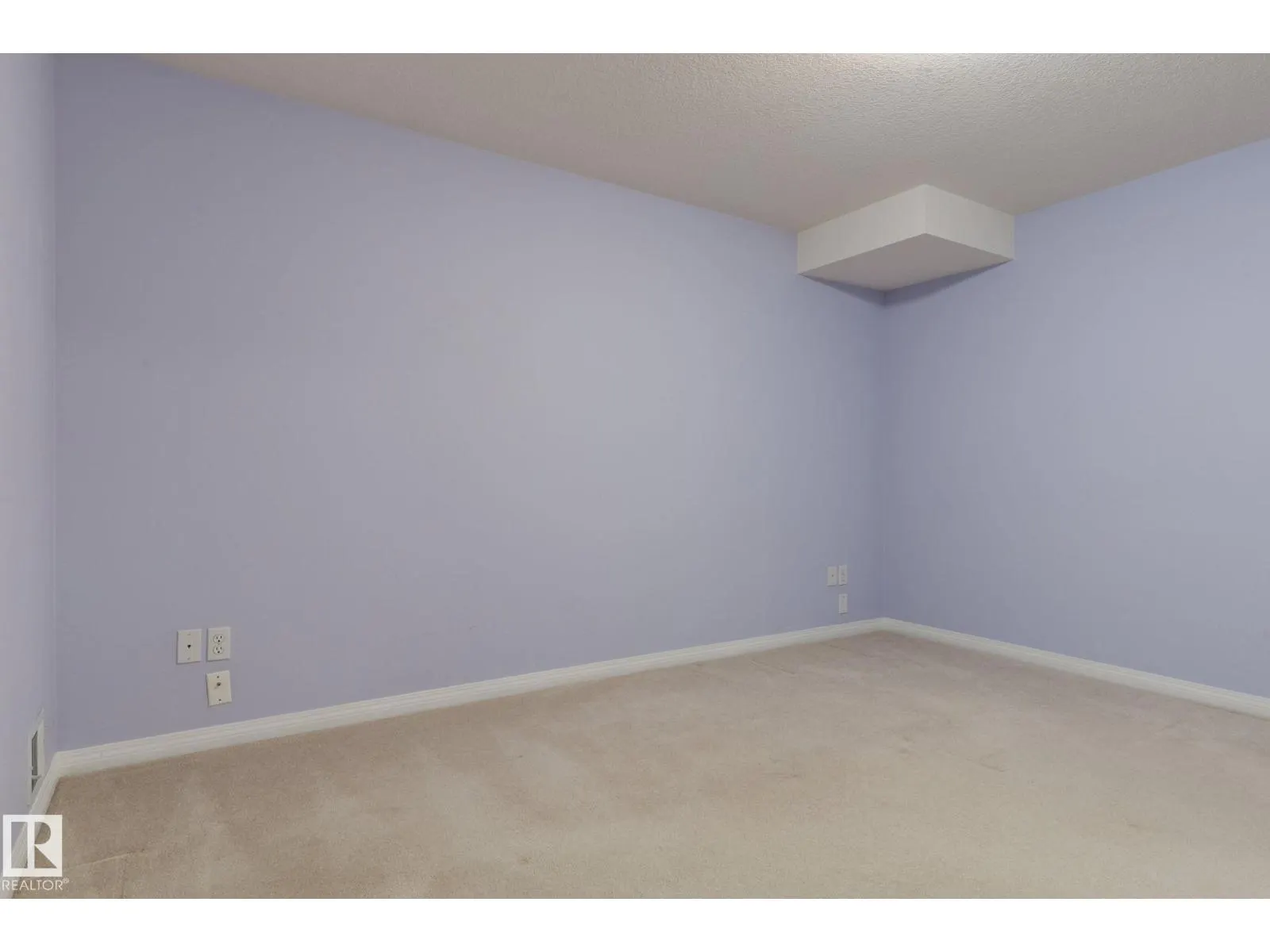 #22 201 BOTHWELL DR